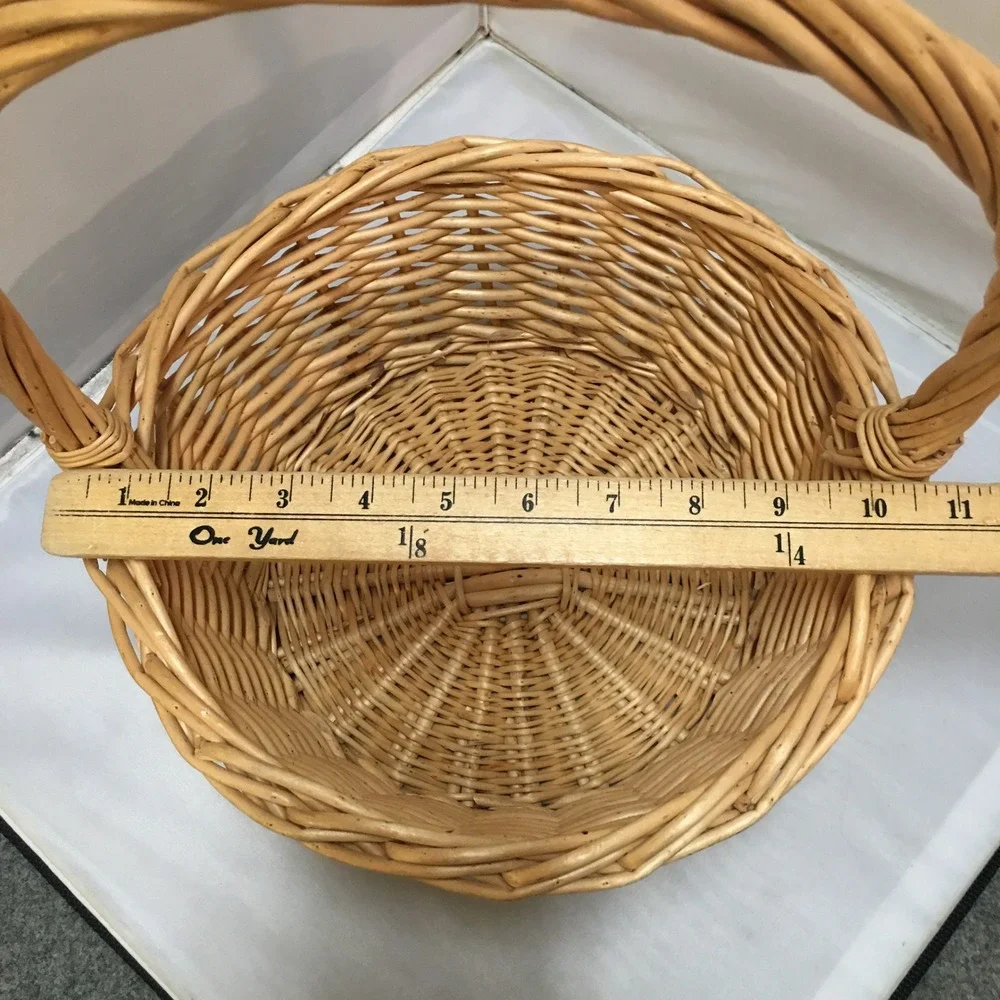 Wicker Round Basket Unisex Medium Tan Woven Willow with Handle Cottagecore